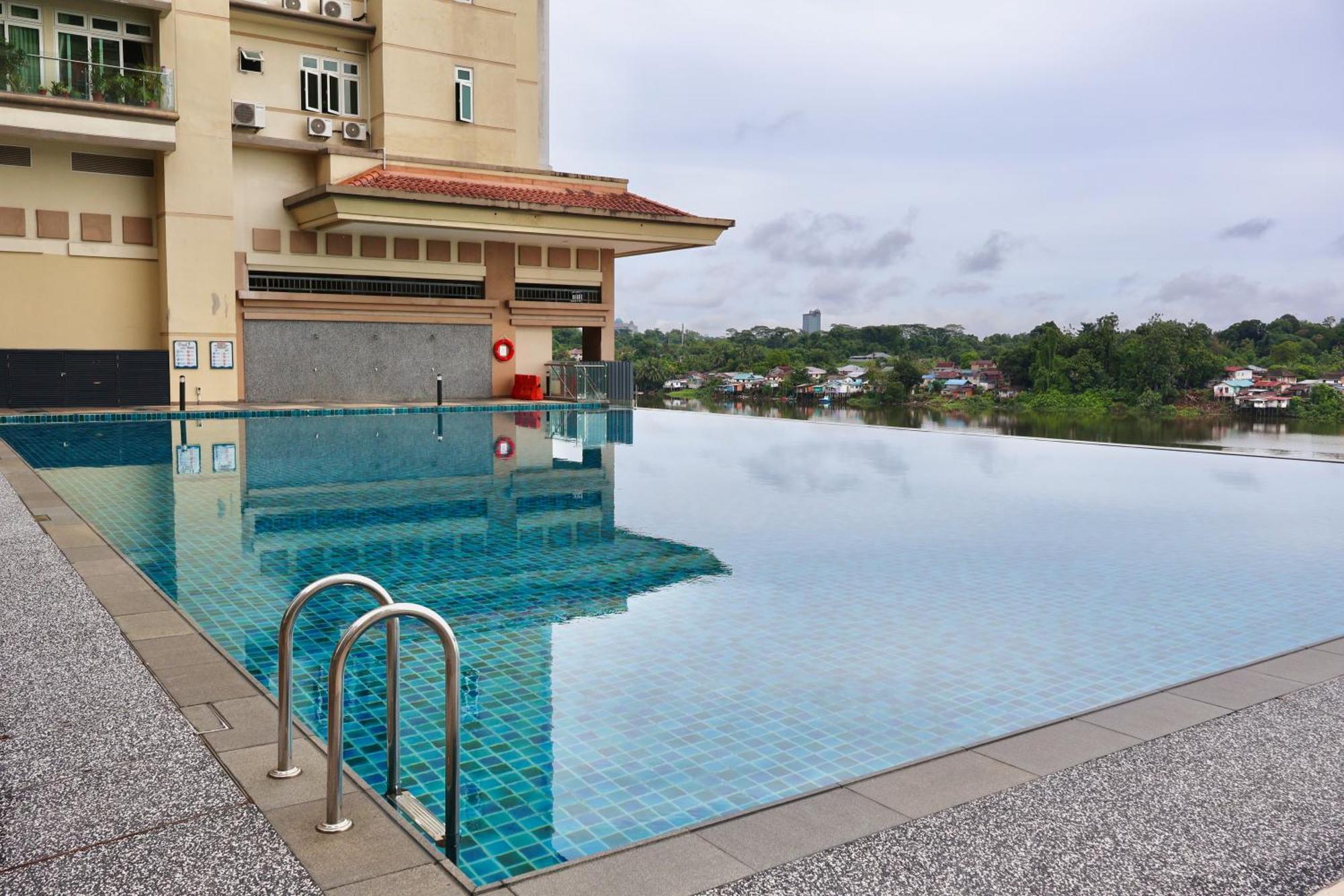 Kuching City Centre Smart Home Luxury Resort Condo Экстерьер фото